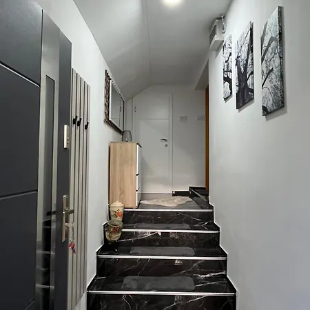 Stan Na Dan Durakovic Appartement